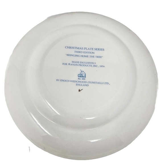 Avon 1976 Christmas Plate Series Third Ed. Bringing Home The Tree Enoch Wedgwood - Picture 2 of 3